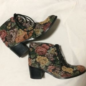 Diba Floral Booties